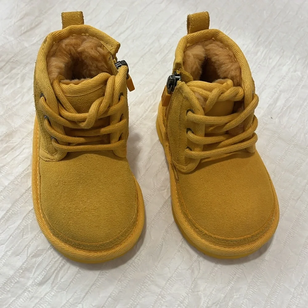 UGG NEUMEL II kids toddler boots shoe lace inner Sherpa lined treadlite size 6c - Picture 5 of 14